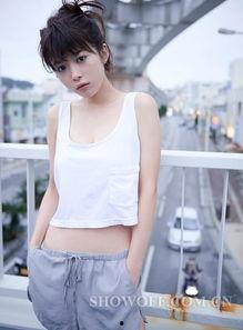 明星测露,揭秘明星们的时尚穿搭秘诀