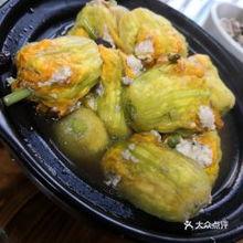 昭平县吃瓜,瓜果飘香，品味田园生活