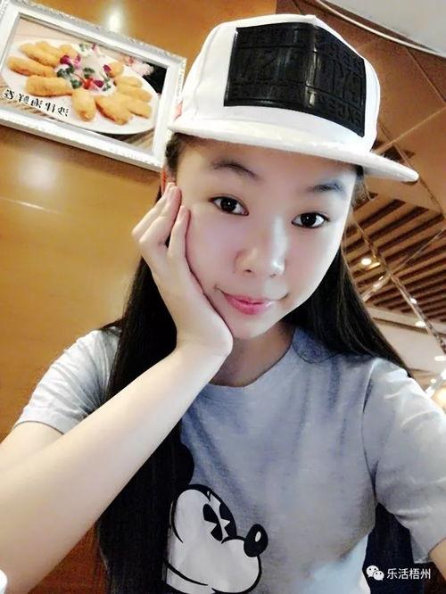 网红小夏选手图片